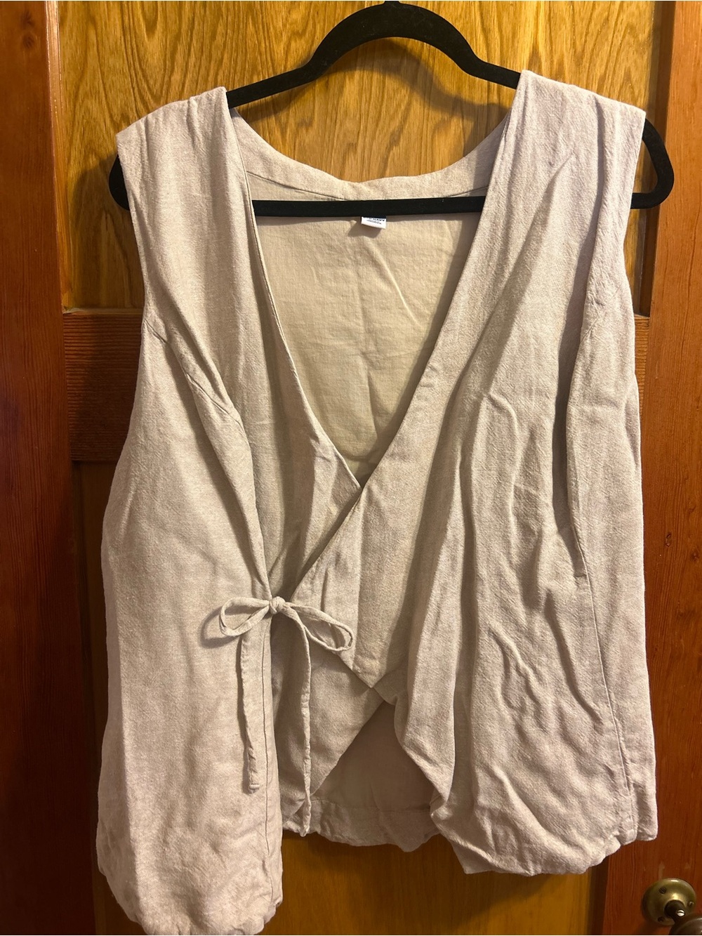 Old Navy Light Cream Tie-Front Sleeveless Tunic